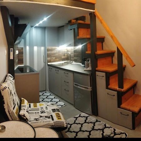 Youth Loft In Ano Poli Солун Екстериор снимка